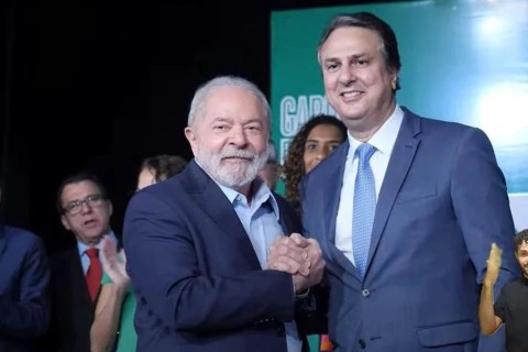 Mais de 37 mil crianças e adolescentes estão fora da escola