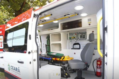 Ceará recebe 11 novas ambulâncias do Samu