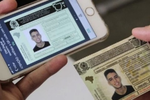 Emissão de CNH será de gratuita apenas para a versão digital