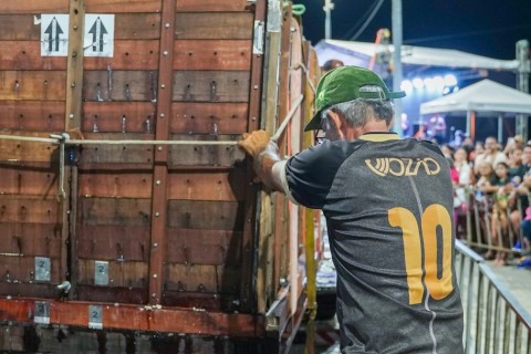 Cidade do Ceará produz maior queijo coalho do mundo, pesando mais de 3 toneladas