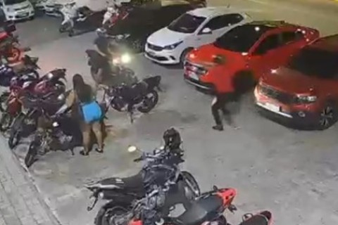 Aluno é assassinado a tiros no estacionamento de academia no Ceará