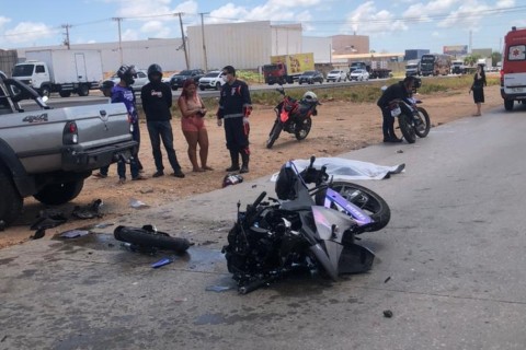 Motorista de app morre atropelado por caminhonete que fez retorno proibido no 4º Anel Viário