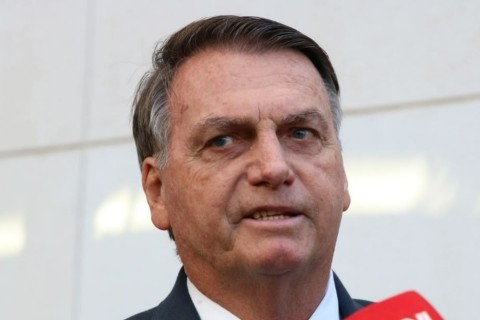 Defesa de Bolsonaro pede revogação de medidas cautelares ao STF