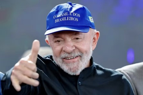 Lula confirma que irá disputar o quarto mandato em 2026