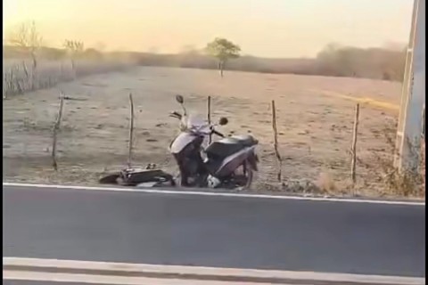 Acidente de trânsito é registrado na ce entre Limoeiro do Norte-CE e flores, distrito de Russas