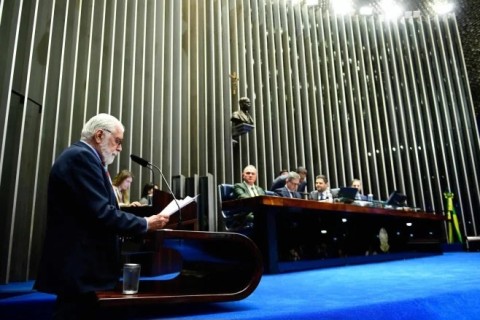 Senado aprova isenção do Imposto de Renda para quem ganha até R$ 3.036