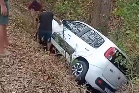 Acidente na região serrana de Itapipoca assusta moradores, mas não há feridos