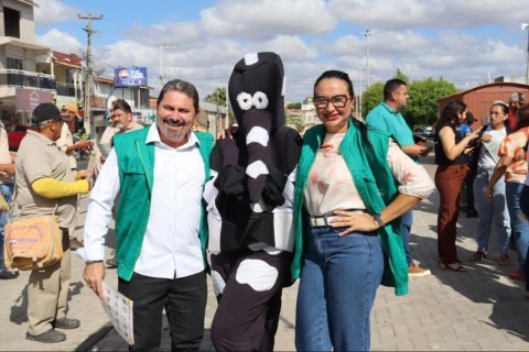 Piquet Carneiro-CE: força-tarefa percorre o comércio para reforçar a luta contra a dengue