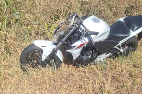 Motociclista sofre acidente próximo ao açude da Barrinha na CE-187 em Ipu no Ceará