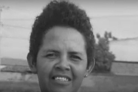 Mulher é morta dentro de casa por homens encapuzados no Ceará