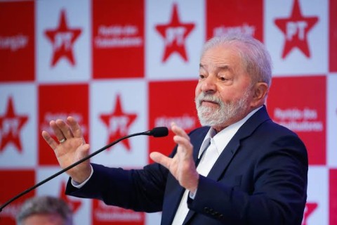 Lula quer juro mais barato em linha de crédito para reformas habitacionais