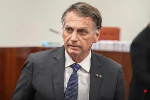 Bolsonaro pede ao STF autorização para visita de relator da anistia