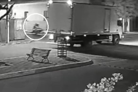 Primos morrem em colisão entre moto e caminhão no interior do Ceará