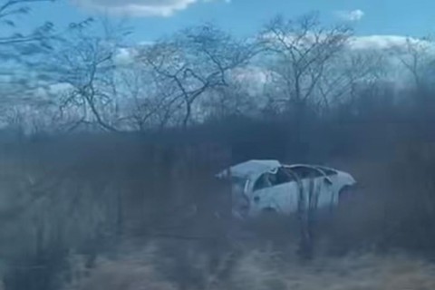 "Duas pessoas morrem em grave acidente na CE-060, em Quixeramobim-CE