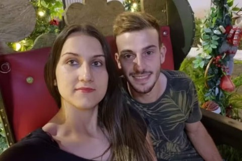 Homem mata esposa a facadas e envia foto do crime ao cunhado