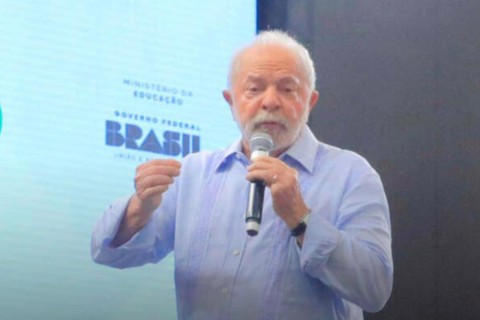 Lula afirma que quem bate em mulher não precisa votar nele nas Eleições 2026