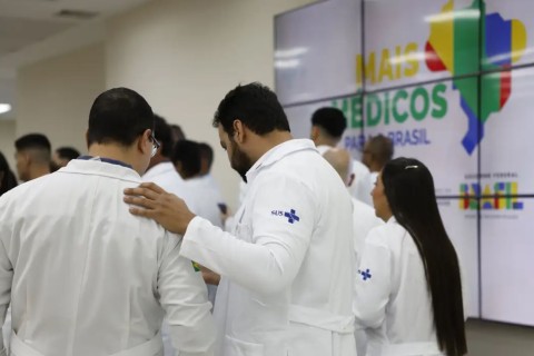 Investimento na saúde: mais de 320 médicos especialistas e R$ 2,5 bilhões vão fortalecer o SUS