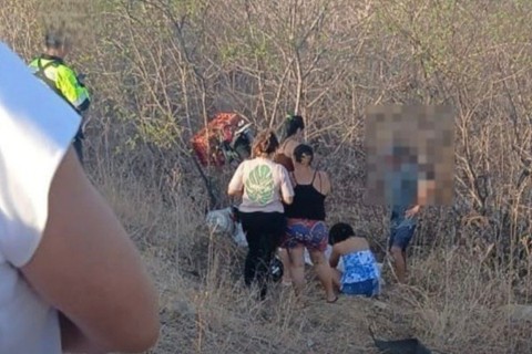 Homem morre após perder controle de motocicleta na CE-166, em Quixeramobim-CE