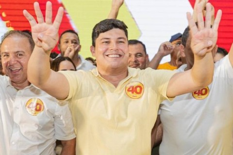 'A verdade venceu', diz Joel Barroso ao ser eleito prefeito de Santa Quitéria após cassação do pai por ligação com facção