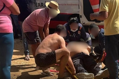 Colisão entre carro e motocicleta deixa homem ferido na CE-060, em Quixeramobim-CE