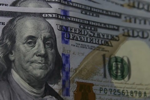 Dólar sobe para R$ 5,52 e alcança maior valor em quatro meses