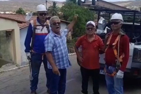 Melhoria na iluminação pública transforma noites e reforça a segurança no distrito de Ibicuã, em Piquet Carneiro-CE