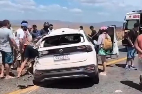Acidente grave na BR-222 deixa feridos e mobiliza grande operação de resgate em aprazível, Sobral-CE