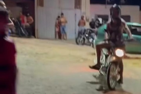 Jovem trans é socorrida após ser baleada na cidade Boa Viagem-CE